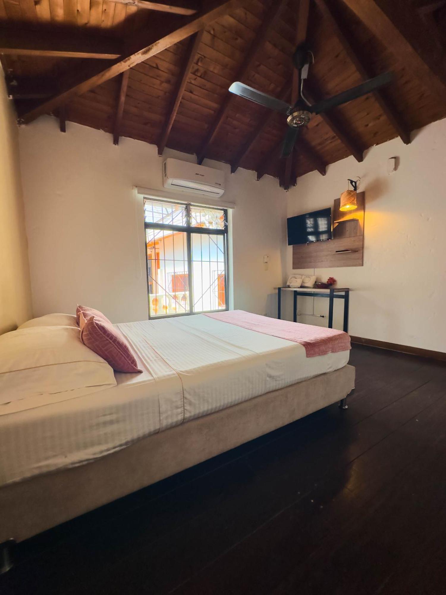 Encomendero Hotel -Centro Historico- Santa Fe de Antioquia Eksteriør billede